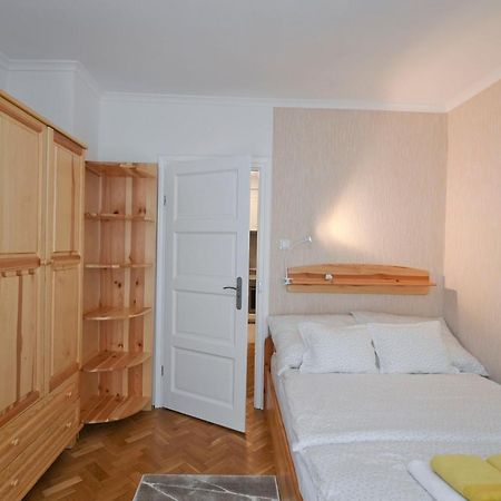 Vicente'S Apartment Эгер Экстерьер фото