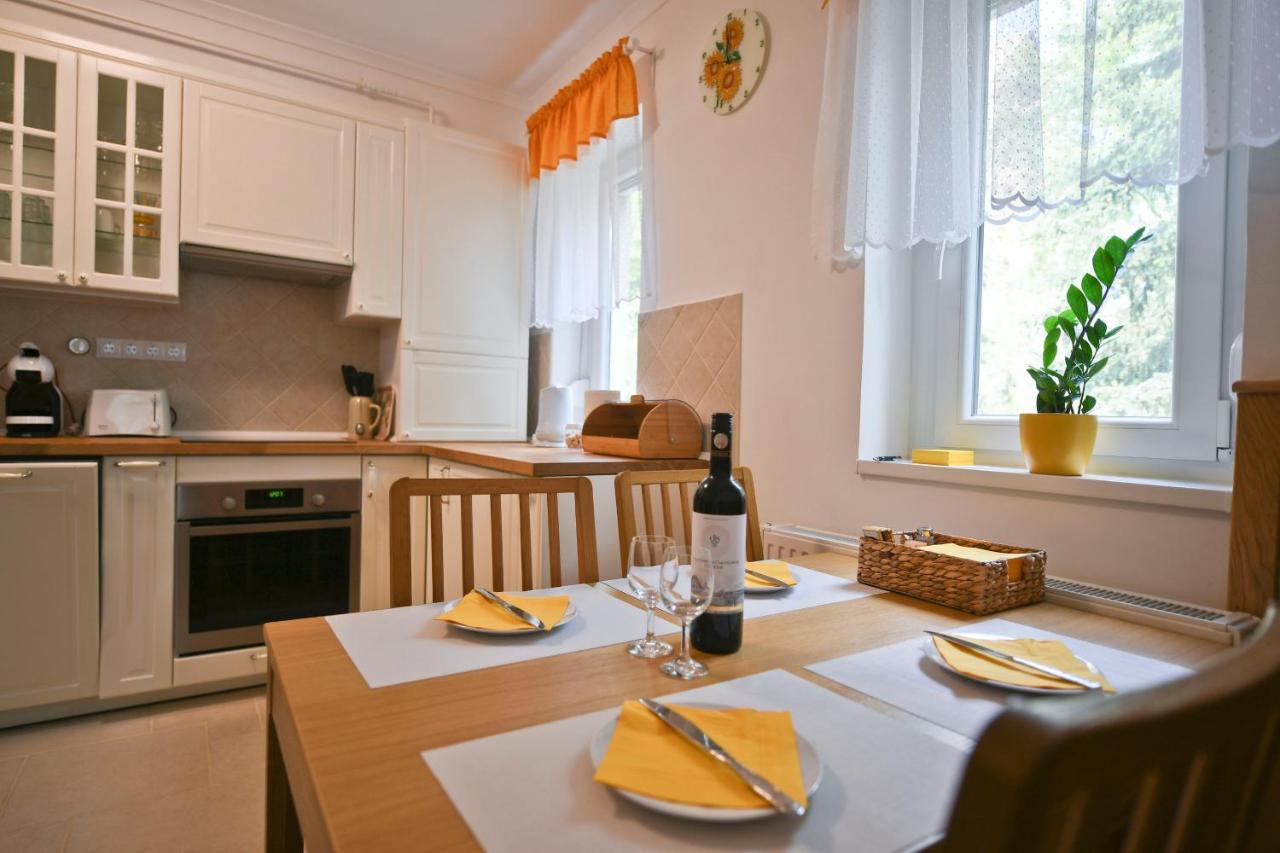 Vicente'S Apartment Эгер Экстерьер фото