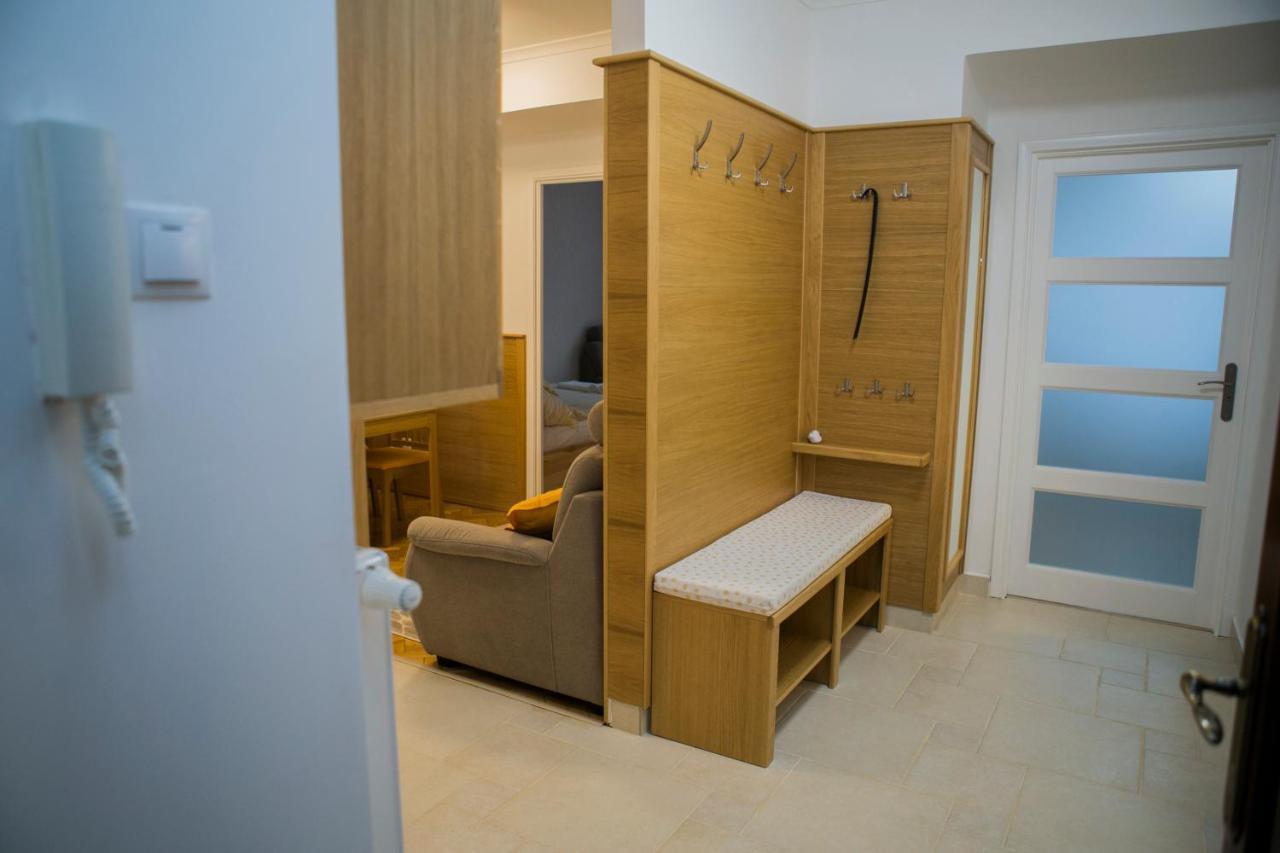 Vicente'S Apartment Эгер Экстерьер фото